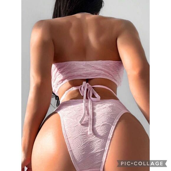 Barbiecore Baby Pink Criss Cross Wireless Bikini - Picture 2 of 8